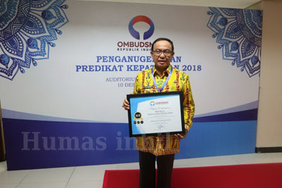 Inhil Terima Penghargaan Kepatuhan Standar Pelayanan dari Ombudsman RI